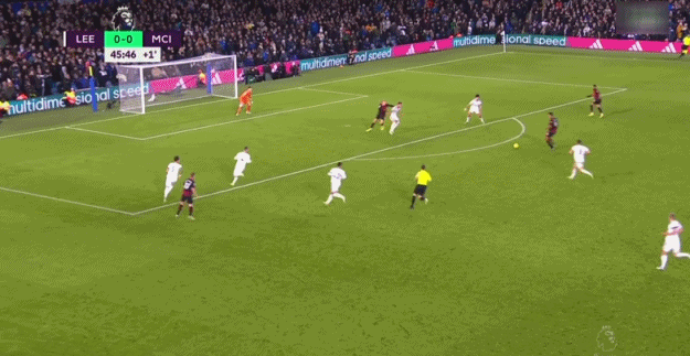 深圳队压哨绝杀引全场沸腾（深圳队读秒绝杀点燃全场）