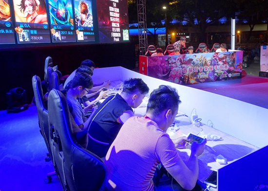 英雄联盟官方：2025LPL第一赛段将于1月12日正式开启