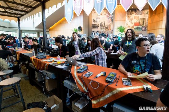 2024MSI冠亚军决赛解说主持阵容：明凯、小杨哥担任嘉宾