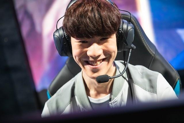 EDward Gaming 和 Anyone's Legend 取得胜利 - LPL 第二分区 2025 比赛日结果